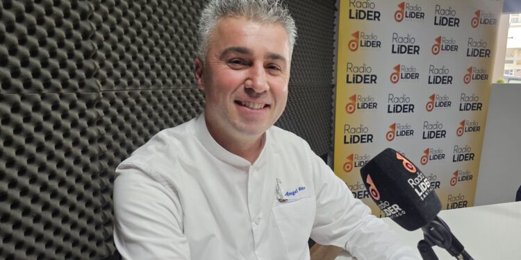 Peixes e mariscos galegos, do mar á mesa en menos de 24 horas: o modelo de éxito de Ángel Mar