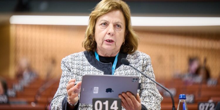 A senadora galega Carmen Leyte logra que Europa se pronuncie en contra dun protocolo do Comité de Ministros sobre o ingreso involuntario en pacientes de saúde mental