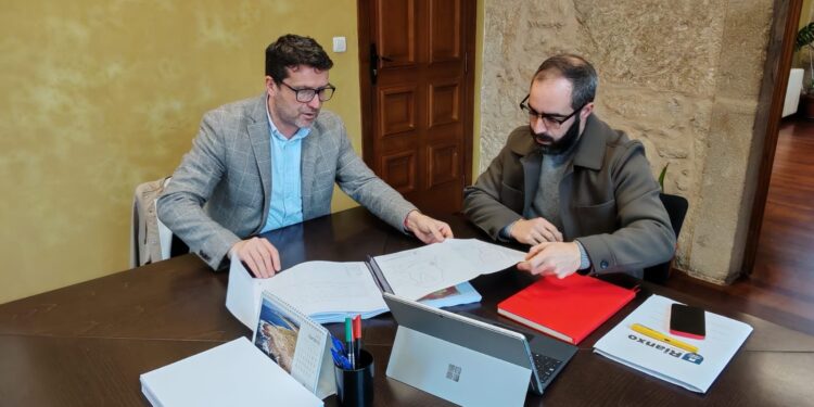 Boiro e Rianxo impulsan a construción dun centro compartido de acollida de animais abandonados