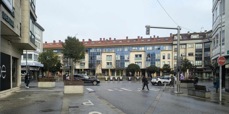 Ames precinta un caixeiro automático situado en Bertamiráns