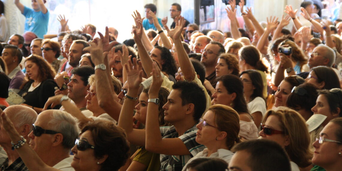 La CNSE cumple 90 años liderando avances que hoy son derechos para las personas sordas