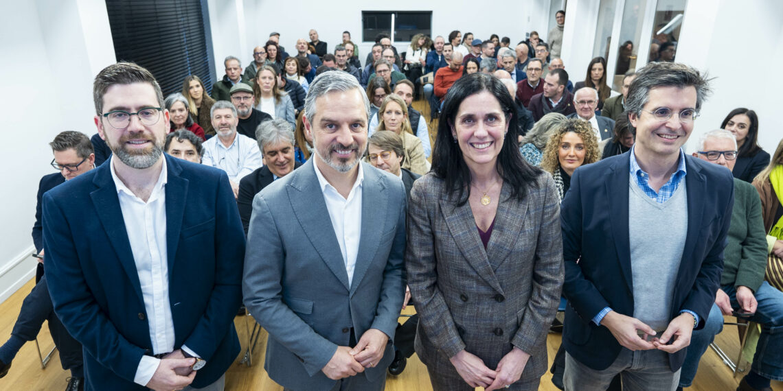 O PPdeG subliña o “firme compromiso” dos populares cos autónomos fronte aos “obstáculos” do Goberno de Sánchez