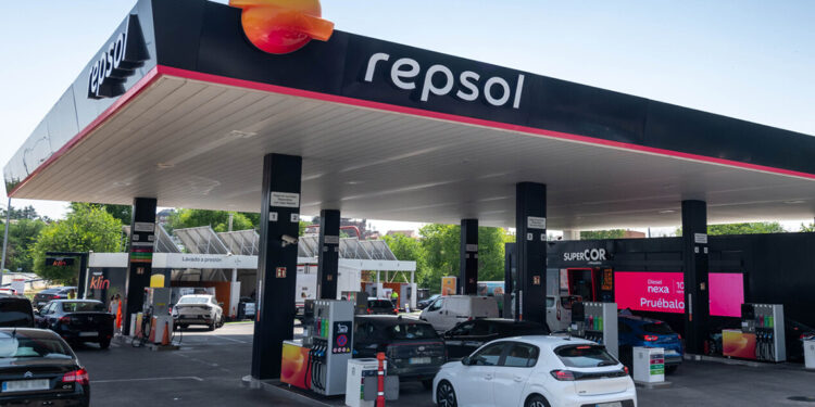 Repsol obtiene un resultado neto ajustado de 2.568 millones de euros