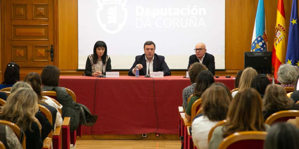 A Deputación da Coruña financia 378.000 horas de servizo de axuda no fogar nos concellos cun investimento de preto de 9 millóns de euros