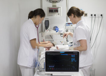 La prevención y la detección precoz, claves para reducir las complicaciones por bronquiolitis infantil