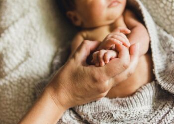 Casi 8 de cada 10 madres han tenido que renunciar alguna vez a una oportunidad profesional por motivos de conciliación