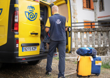 Correos activa el transporte de mochilas en Camino de Santiago a Muxía y Fisterra