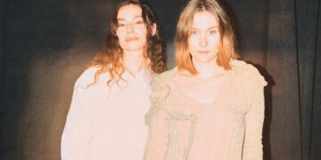 Fillas de Cassandra presenta ‘déixate ver’, a súa nova canción, xunto a Ede