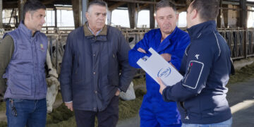 Lactalis España y el CSIC refuerzan su alianza hasta 2033 para descarbonizar granjas