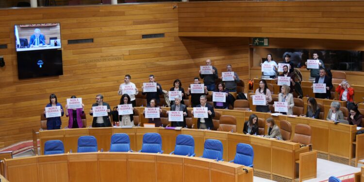 Pontón: “Non á guerra, imperialismo nunca máis”