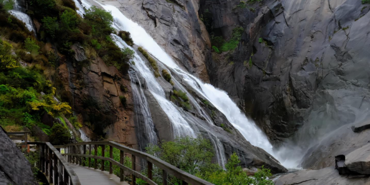 Dumbría, un destino para disfrutar esta Semana Santa