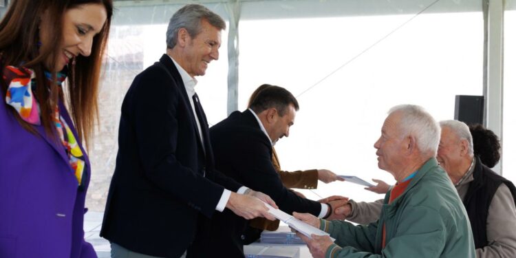 Medio Rural entrega 540 títulos da concentración parcelaria en Mesía