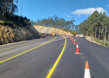 A Deputación da Coruña aproba 1,83 millóns de euros para mellorar a seguridade viaria en Carballo, Dumbría, Cerceda, Oza-Cesuras e Cedeira
