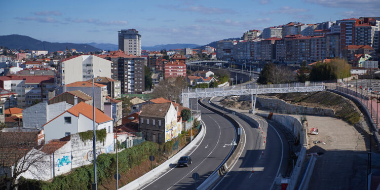 Seis feridos, un deles grave, nunha colisión múltiple na AP-9 en Vigo