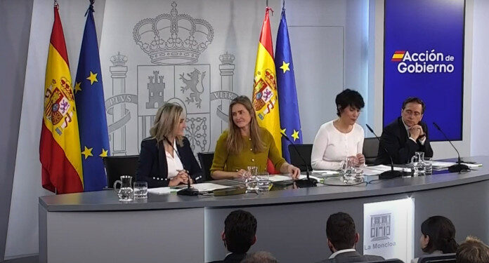 El Gobierno aprueba la regularización administrativa extraordinaria de personas migrantes que ya residen en España