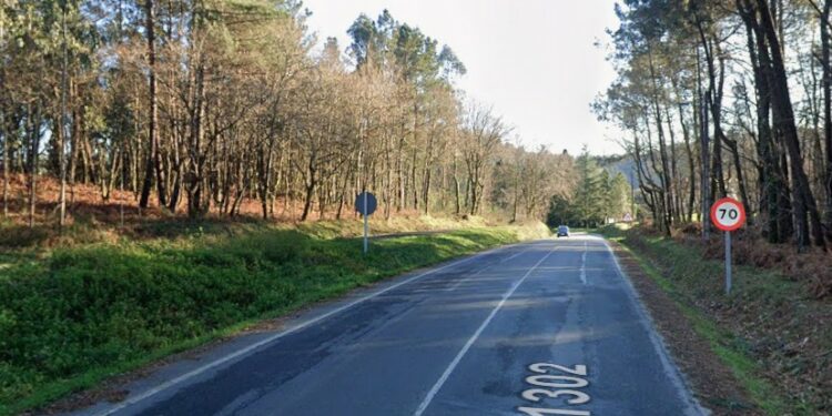 A Deputación de A Coruña licita a construción de sendas peonís nas estradas DP-5602 e DP-1302, en Negreira