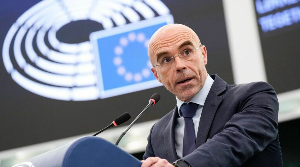 VOX lleva a Europa la corrupción que rodea al Gobierno de Sánchez y exige recuperar los fondos europeos