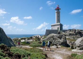 La Xunta exige al Estado suspender la tramitación de la reforma del Reglamento de Costas