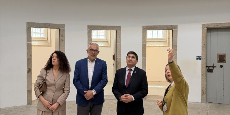 Pedro Blanco e Miguel Fernández anuncian en Lugo que o Goberno declarará O Vello Cárcere Lugar de Memoria Democrática