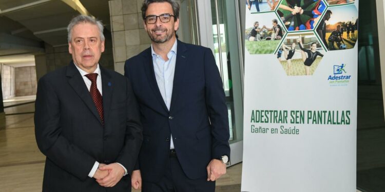 La Xunta presenta el programa ‘Adestrar sen pantallas, gañar en saúde’ para fomentar el ocio saludable a través del deporte