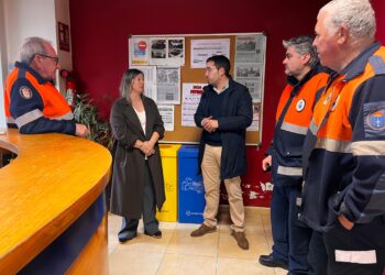 A Deputación da Coruña apoia á Protección Civil de Santa Comba con máis de 11.000 euros para mellorar o seu equipamento