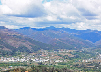 A Real Academia Galega elaborará o mapa sociolingüístico escolar de Quiroga