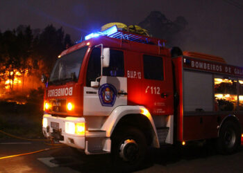 Estabilizados los incendios de Ponteareas y Carballo