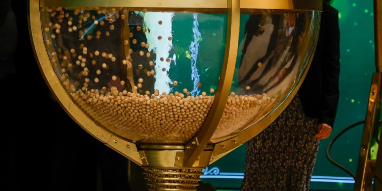 ¿Por qué a los políticos les toca la lotería con tanta frecuencia?