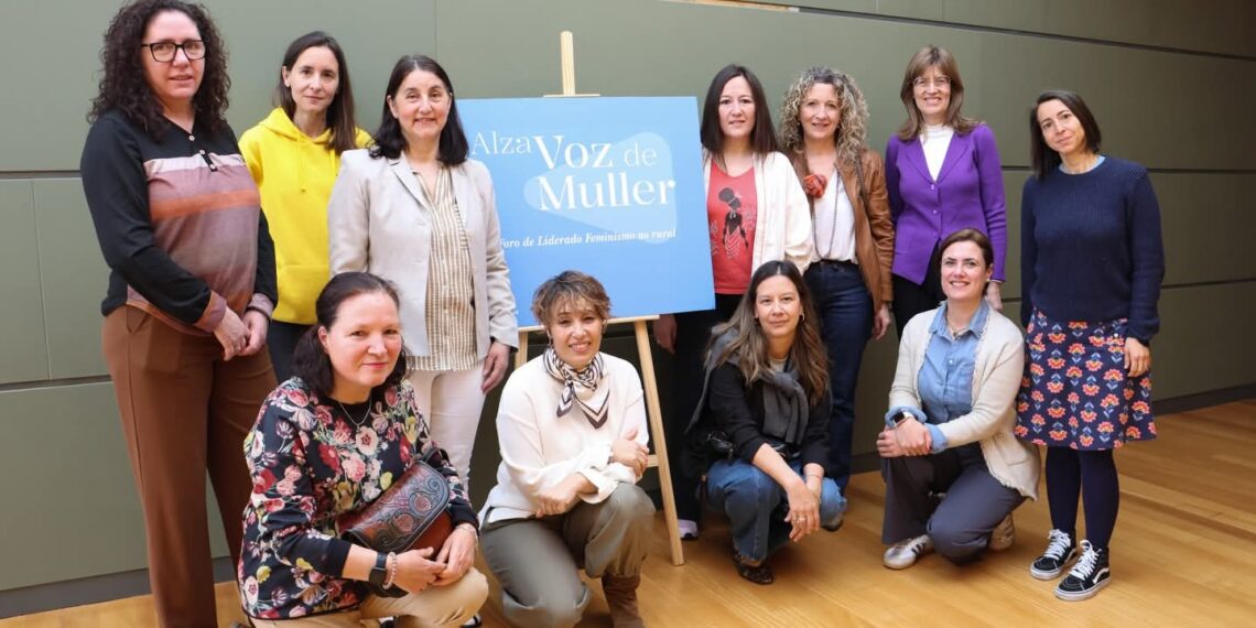 Vimianzo acolleu o encontro «Alza Voz de Muller»