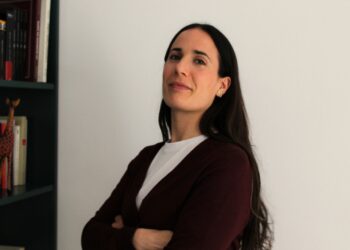 A docente e escritora Cristina Otero, pregoeira da 37ª edición da Feira do Libro de Ferrol