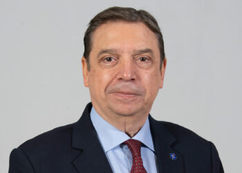 El Ministerio de Agricultura levanta las medidas de confinamiento de aves de corral en toda España