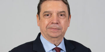 El Ministerio de Agricultura levanta las medidas de confinamiento de aves de corral en toda España