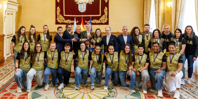 Hazaña histórica del Mecalia Atlético Guardés tras proclamarse campeón de la EHF European Cup