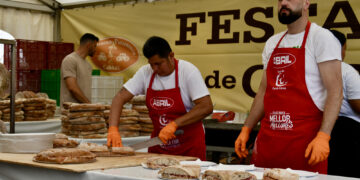Carral impulsará la hostelería local con la nueva ruta gastronómica Entre migas e tostas