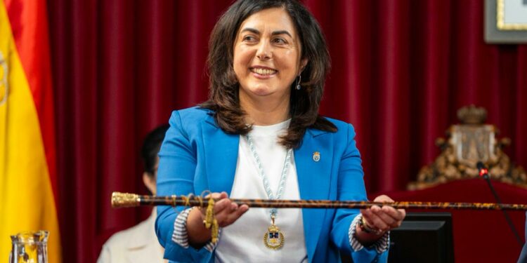 Elena Candia ya es la nueva alcaldesa de Lugo
