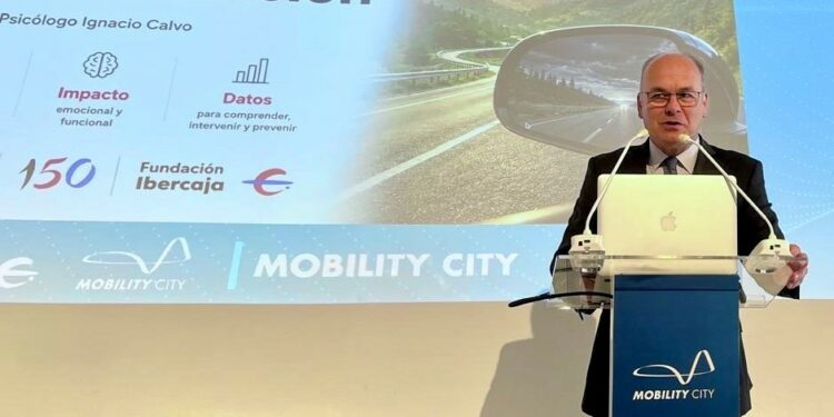 Fundación CEA y Fundación Ibercaja presentan un estudio sobre la amaxofobia y su impacto en la movilidad