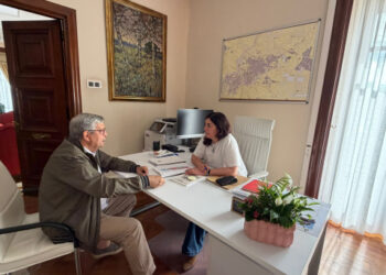 Elena Candia activa a Mesa Local de Comercio tras cinco anos sen convocarse