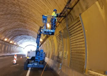 Comienza la impermeabilización del tubo del Túnel de Neira en la A-6 sentido A Coruña
