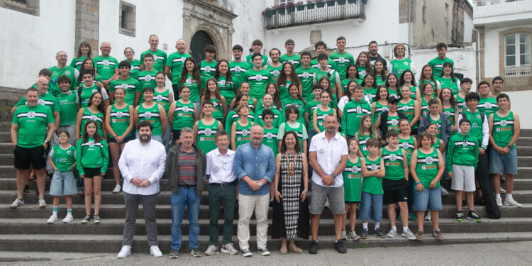 A Deputación destaca o papel do Club Ría de Betanzos como referente da canteira do piragüismo galego