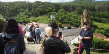 Cedeira abre o punto de información turística en Santo André e visitas guiadas