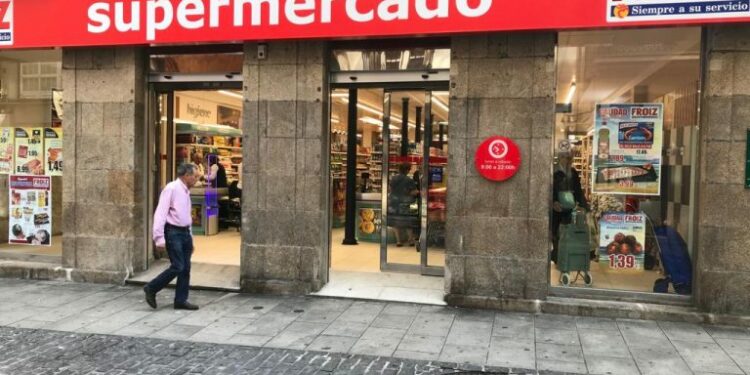 La huelga de la alimentación agita Galicia en vísperas de San Juan