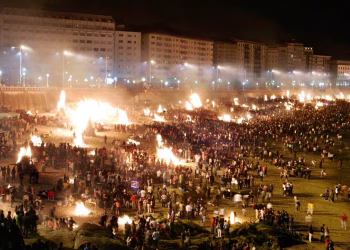 Guía definitiva para no perderse la Noche de San Juan 2026 en A Coruña
