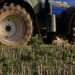 Un falecido en Carballo tras sufrir un accidente co tractor que manexaba