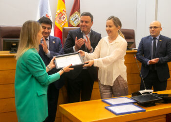 A embaixadora de Ucraína recoñece o apoio humanitario da Deputación da Coruña ao pobo ucraíno