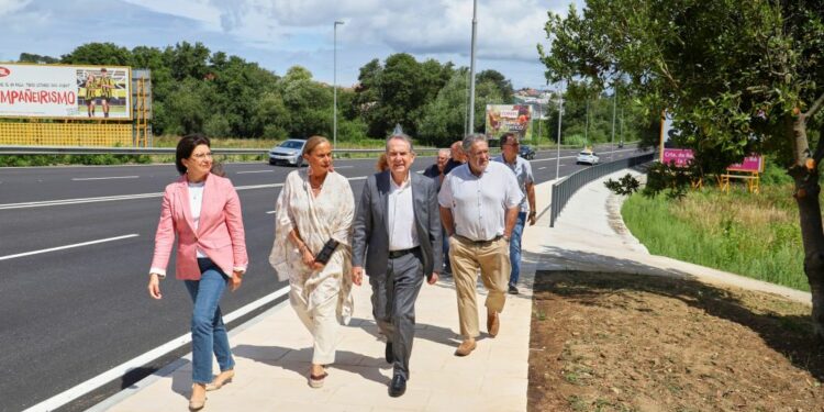 Apertura dun novo treito da humanizada avenida Clara Campoamor de Vigo