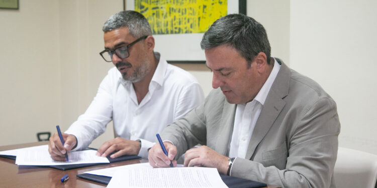 A Deputación achega 270.000 euros para humanizar a praza de Vigo de Carballo