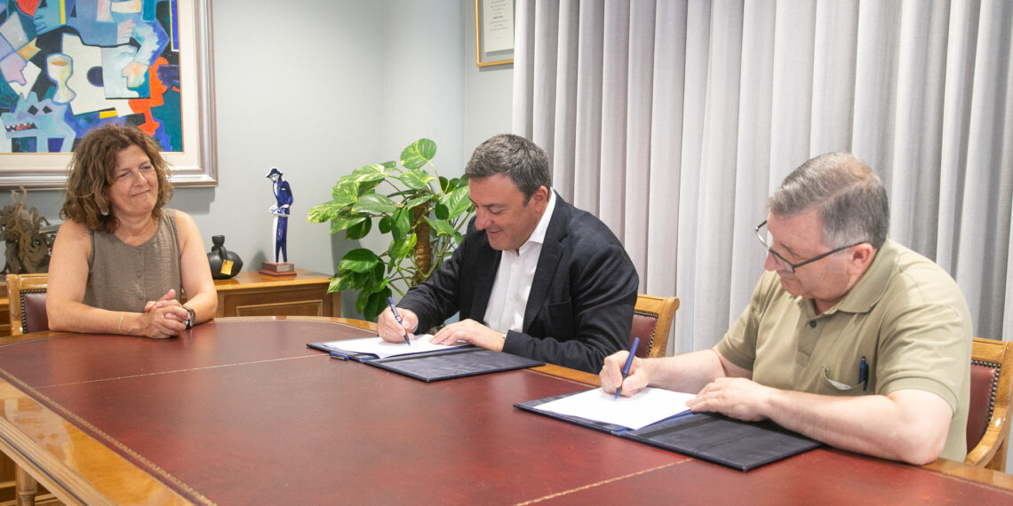 A Deputación achega 356.131 euros á Asociación Casa do Mel para construír o novo centro apícola das Pontes