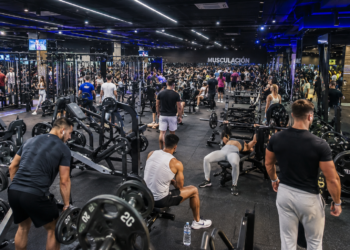Gimnasios baratos en Coruña: la ciudad vive el mayor boom del fitness de su historia