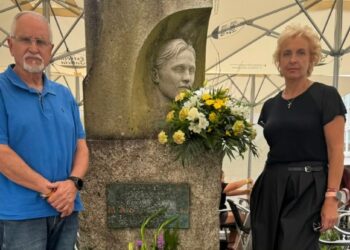 VOX homenajea a Miguel Ángel Blanco en Xunqueira de Espadañedo y exige memoria frente al blanqueamiento de ETA