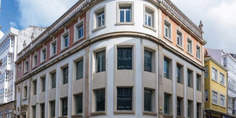 A Deputación adquire o antigo edificio de Banesto como nova sede institucional en Ferrol